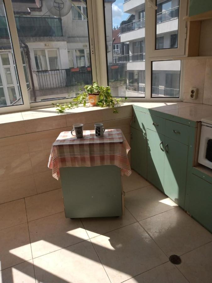 Spacious Beautiful Apartment - Prime Location Варна Екстер'єр фото