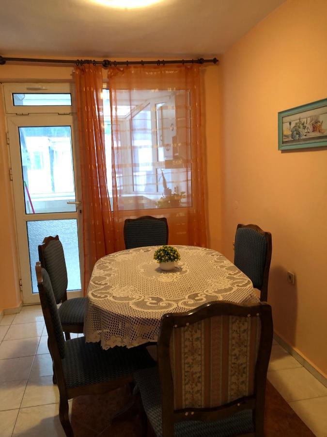 Spacious Beautiful Apartment - Prime Location Варна Екстер'єр фото